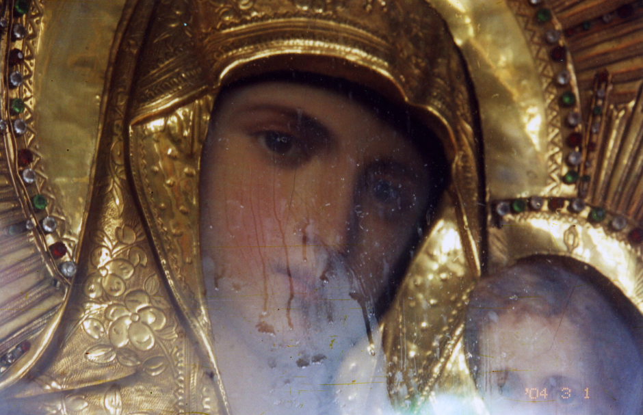 Икона Пресвятой Богородицы Казанская мироточивая