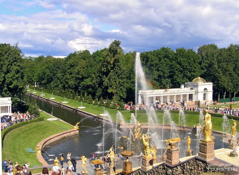 Парк фонтанов в Петергофе