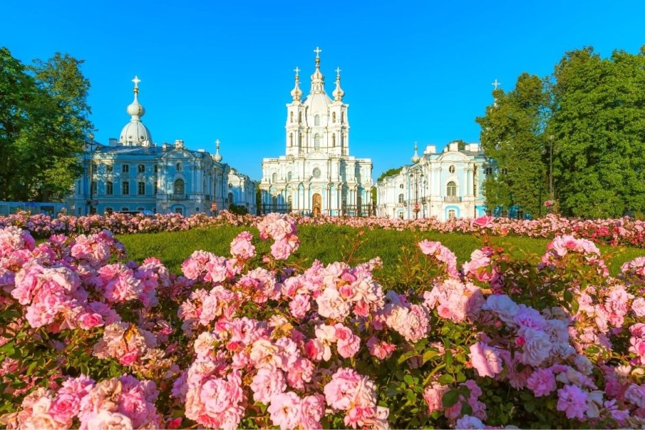 Смольный собор весенний Петербург