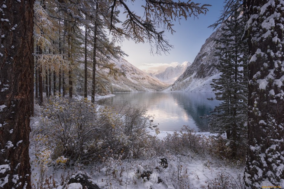 Гейзеровое озеро Алтай зима